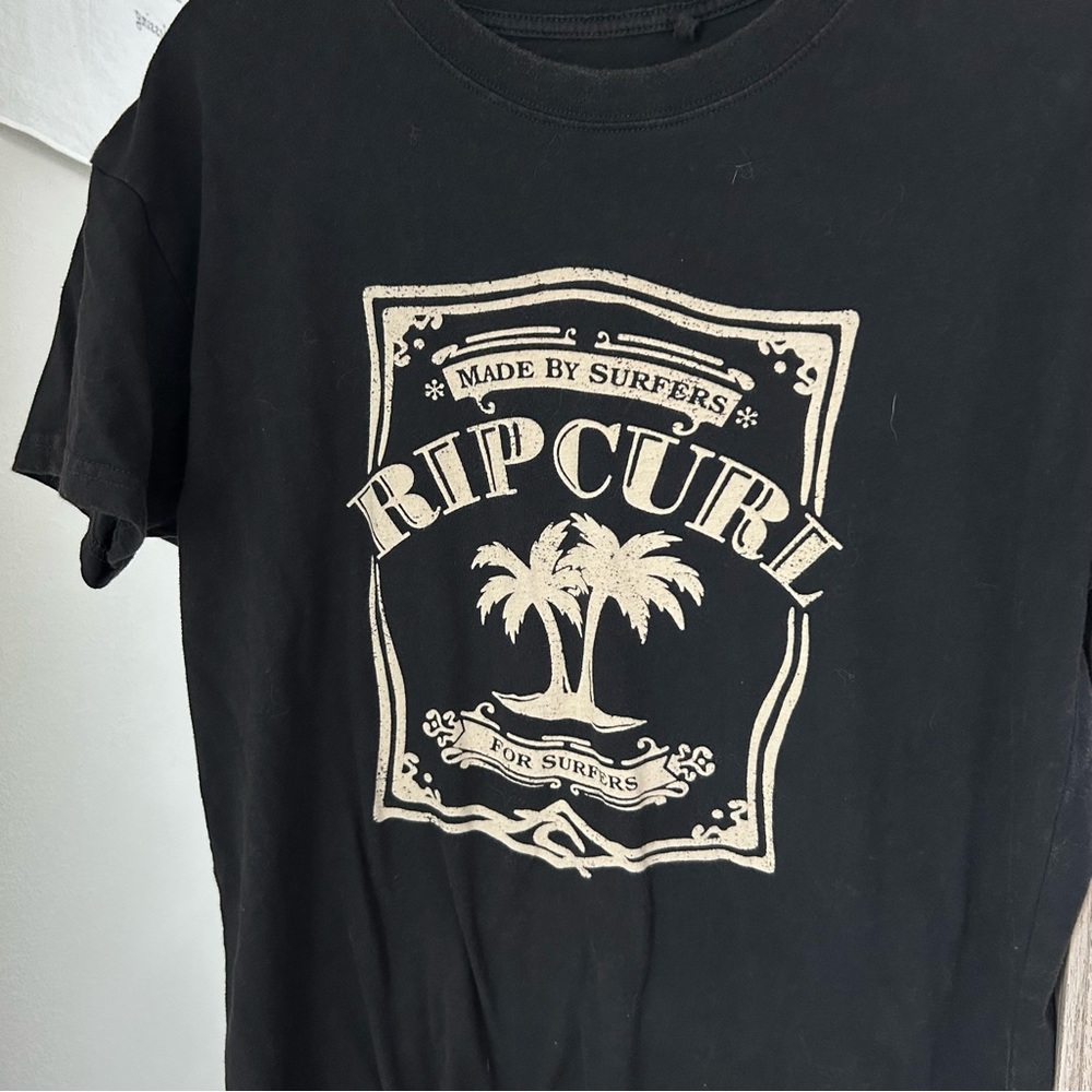 Vintage/Distressed Surf T-Shirt